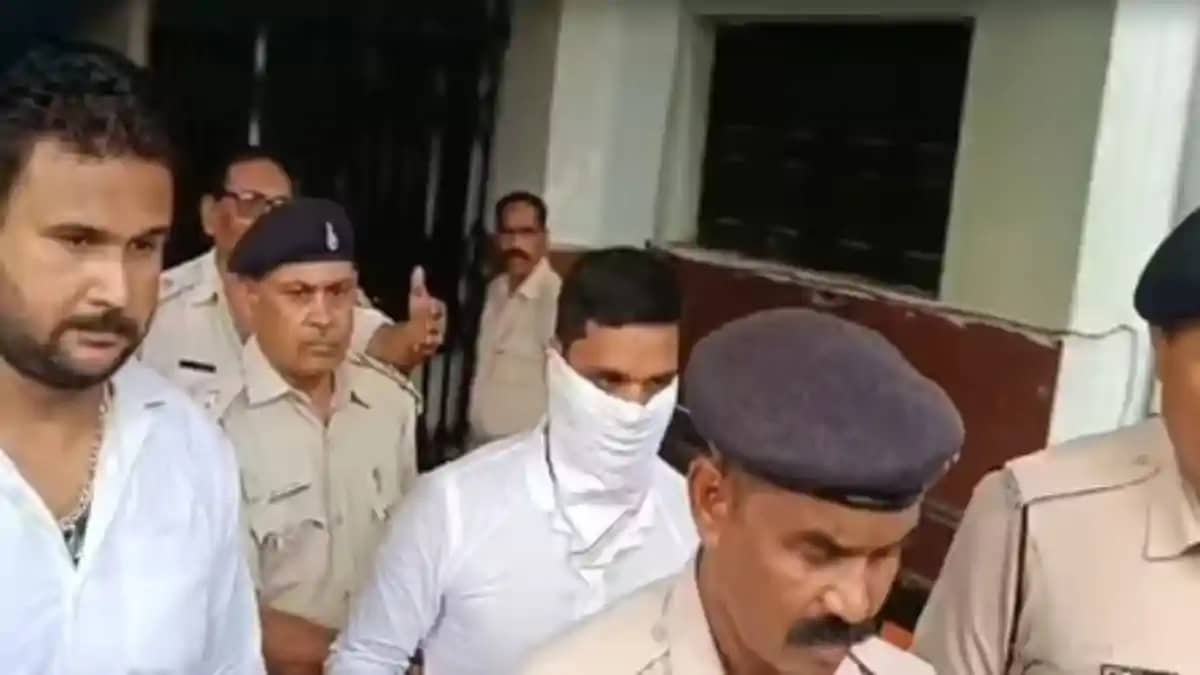 हिमांशु सिंह हत्याकांड: 2 लाख के इनामी सरगना बोदरा ने कोर्ट हिमांशु सिंह हत्याकांड: 2 लाख के इनामी सरगना बोदरा ने कोर्ट