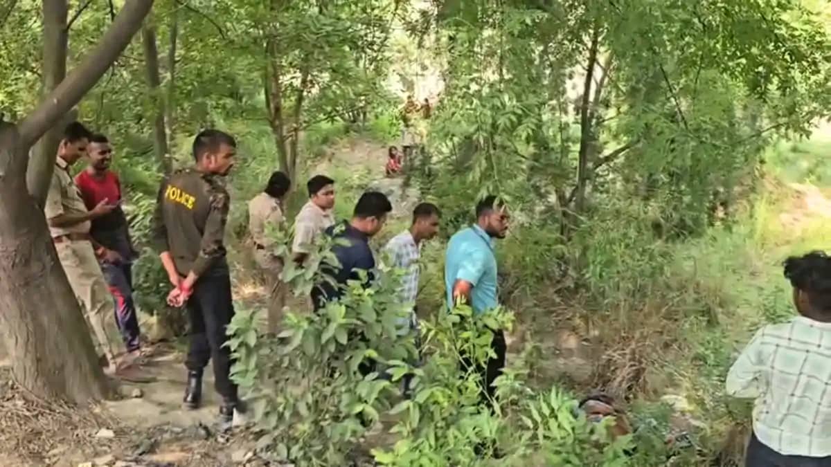 Bihar News : मणिपुर से कमाकर लौट रहे मजदूर का संदिग्ध शव बरा Bihar News : मणिपुर से कमाकर लौट रहे मजदूर का संदिग्ध शव बरा