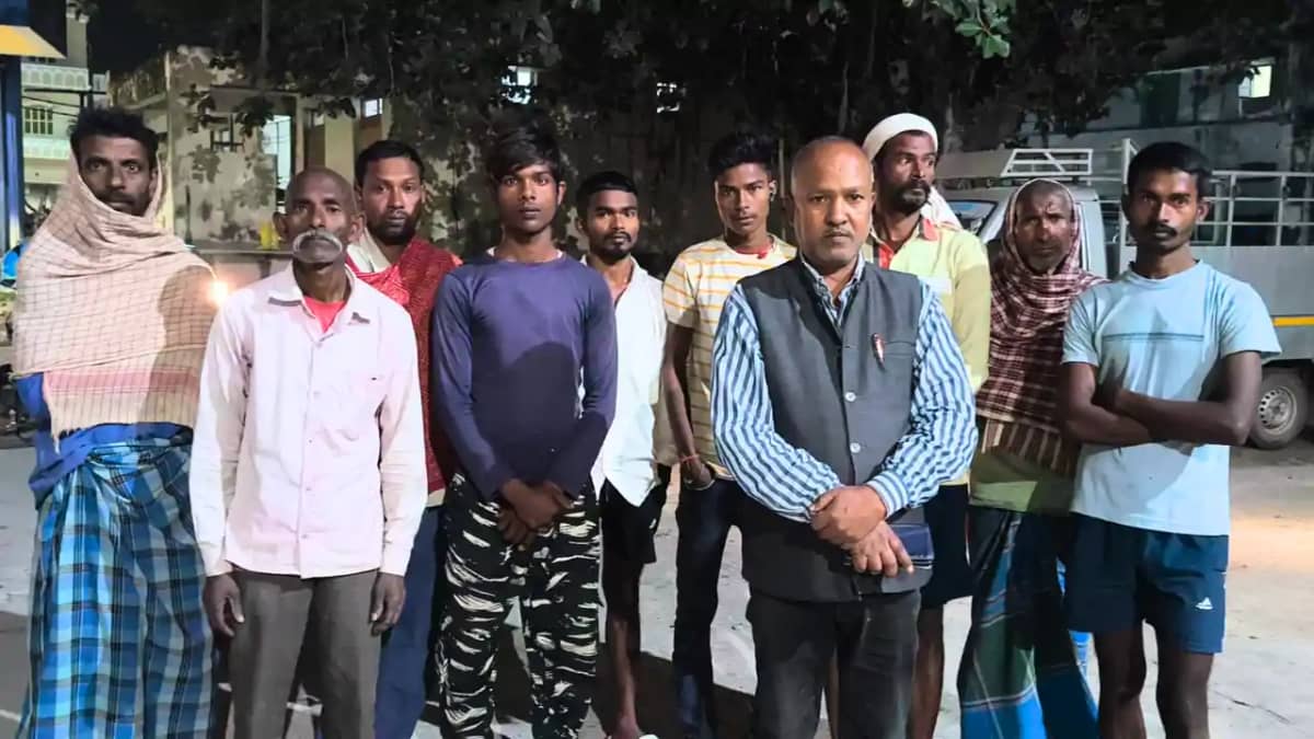 Bihar News : नालंदा में खेत पटवन के दौरान करंट लगने से पति-प Bihar News : नालंदा में खेत पटवन के दौरान करंट लगने से पति-प