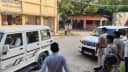 पीएचसी प्रभारी रिश्वत लेते निगरानी की टीम ने रंगे हाथ किया गिरफ्तार, प्रधान सहायक और डेटा ऑपरेटर को भी हिरासत में लिया पीएचसी प्रभारी रिश्वत लेते निगरानी की टीम ने रंगे हाथ किया गिरफ्तार, प्रधान सहायक और डेटा ऑपरेटर को भी हिरासत में लिया