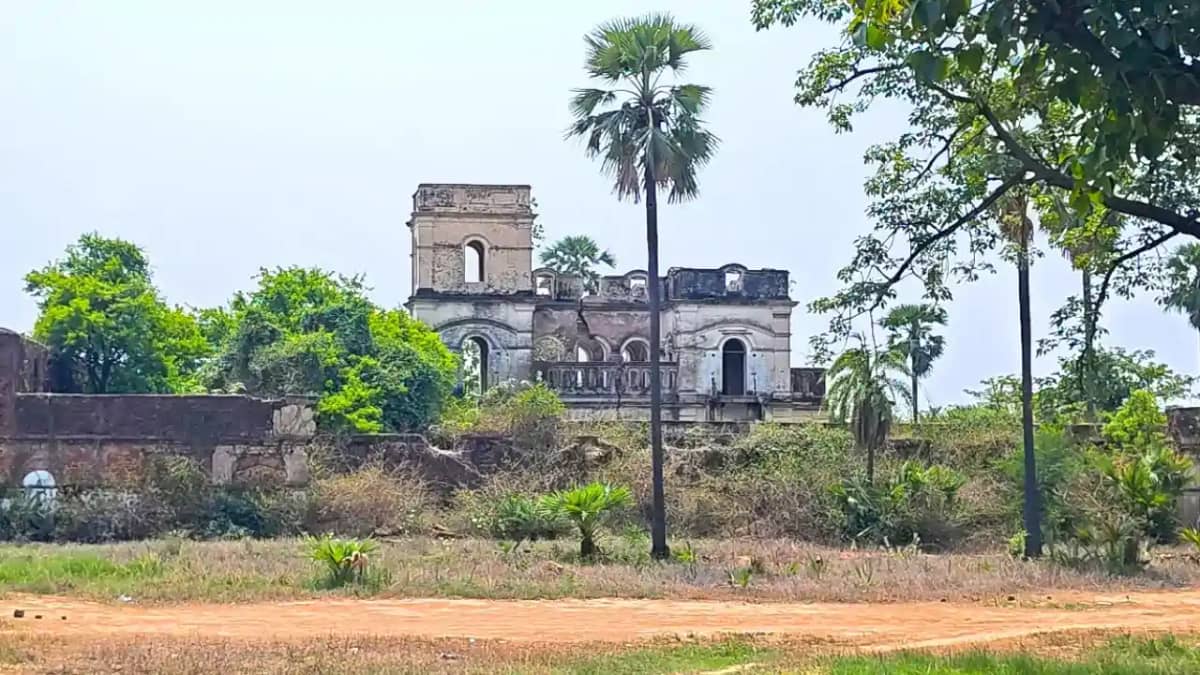 Bihar News : गयाजी में कभी 500 दरवाजों और भूल-भुलैया के लिए Bihar News : गयाजी में कभी 500 दरवाजों और भूल-भुलैया के लिए