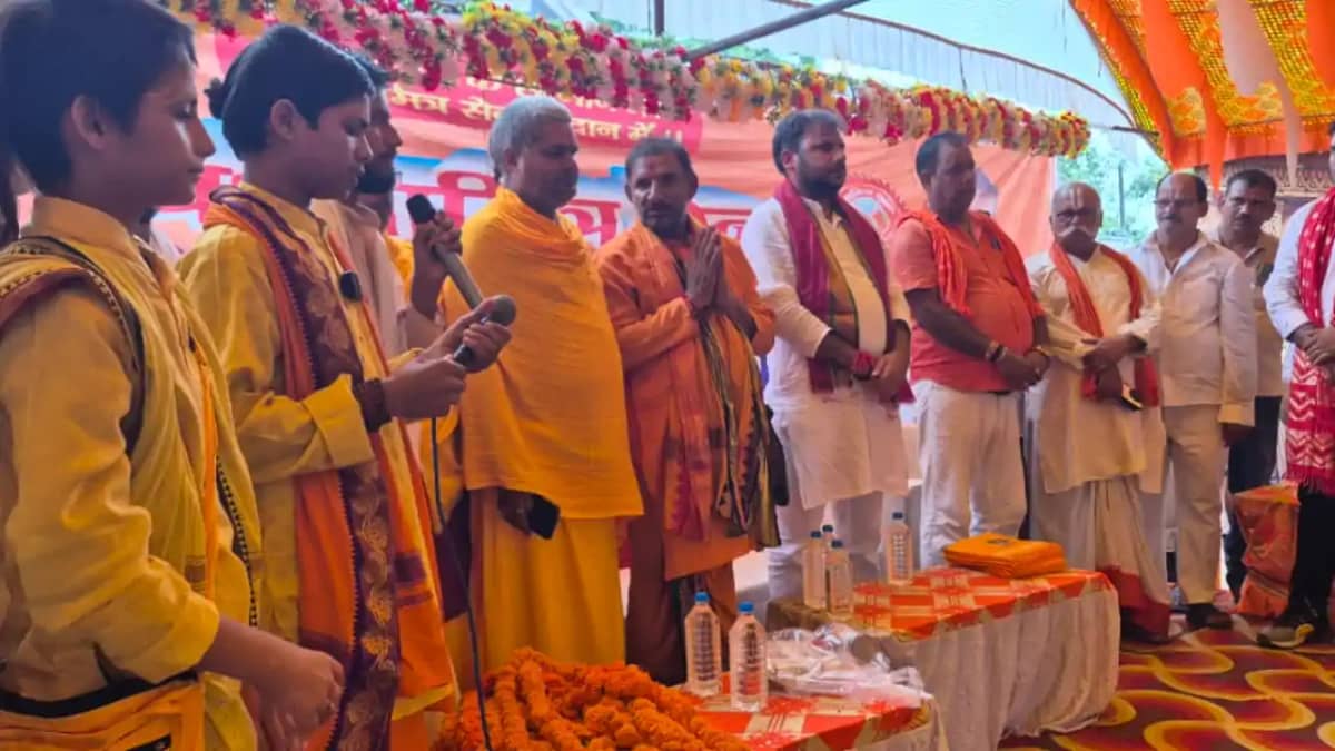 Bihar News : विश्वामित्र सेना के राष्ट्रीय संयोजक राजकुमार च Bihar News : विश्वामित्र सेना के राष्ट्रीय संयोजक राजकुमार च