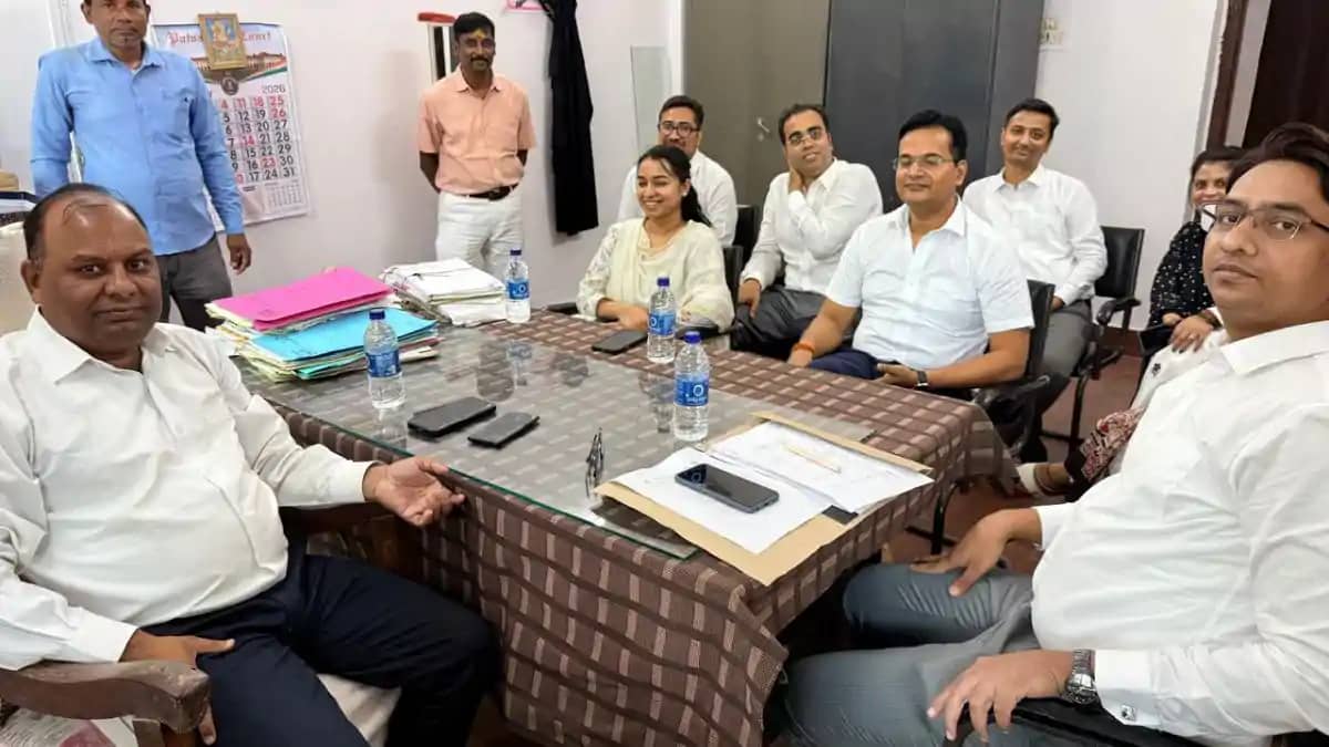 राष्ट्रीय लोक अदालत की तैयारियों को लेकर न्यायिक अधिकारियों राष्ट्रीय लोक अदालत की तैयारियों को लेकर न्यायिक अधिकारियों