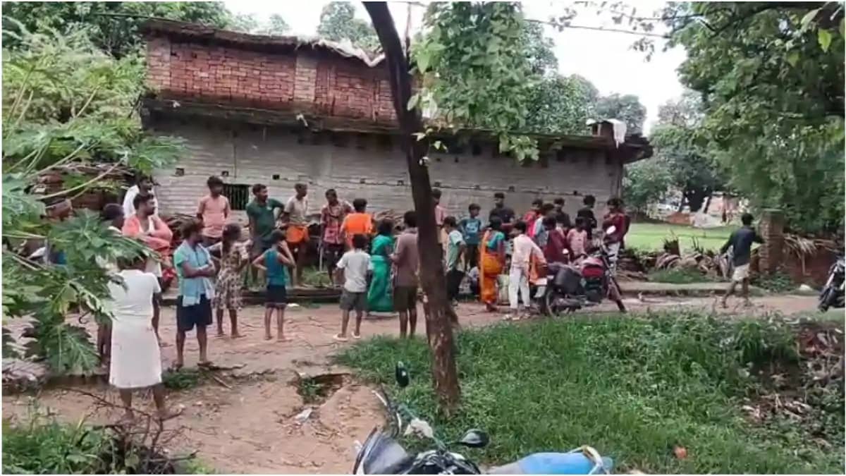 नवादा में आसमान से बरसी मौत : आकाशीय बिजली की चपेटम में आने नवादा में आसमान से बरसी मौत : आकाशीय बिजली की चपेटम में आने