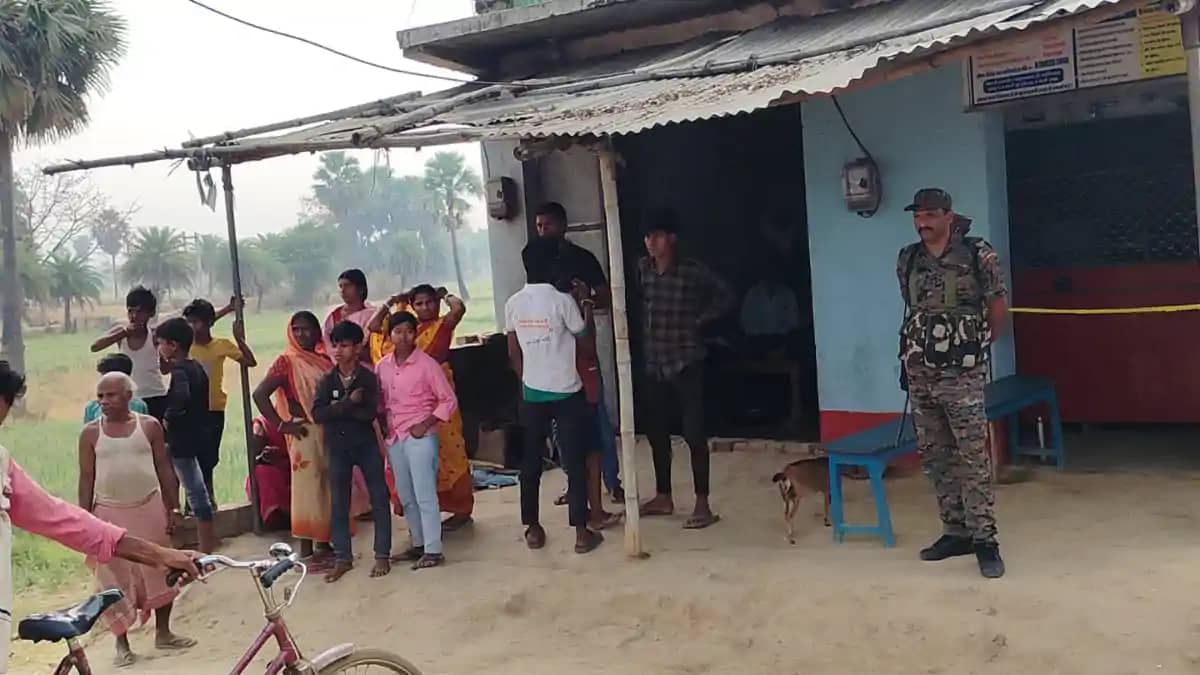 Bihar Crime : जमुई मे अपराधियों के हौसले बुलंद, CSP संचालक क Bihar Crime : जमुई मे अपराधियों के हौसले बुलंद, CSP संचालक क