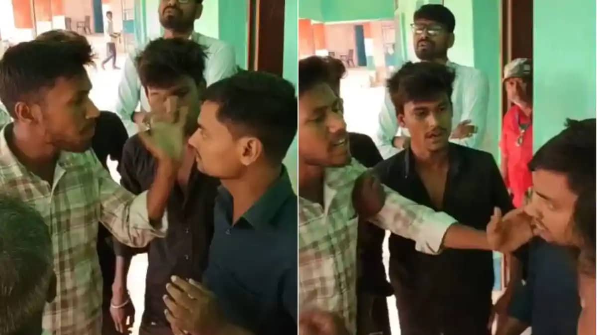 शिक्षक की बेरहमी से पिटाई का वीडियो वायरल होने पर शिक्षा विभ शिक्षक की बेरहमी से पिटाई का वीडियो वायरल होने पर शिक्षा विभ