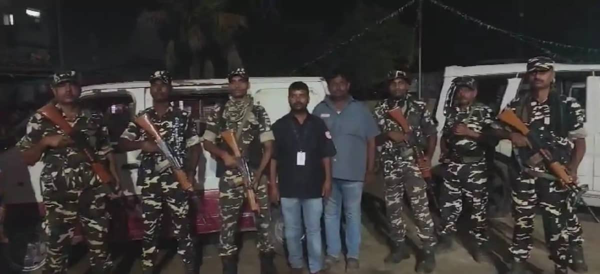 bihar police - चेकिंग के दौरान फोर व्हीलर से मिले 62 लाख रुप bihar police - चेकिंग के दौरान फोर व्हीलर से मिले 62 लाख रुप
