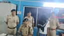 Bihar Crime : भागलपुर में 30 लाख की स्मैक के साथ पुलिस ने तस्कर को किया गिरफ्तार, कट्टा और रिवॉल्वर किया बरामद Bihar Crime : भागलपुर में 30 लाख की स्मैक के साथ पुलिस ने तस्कर को किया गिरफ्तार, कट्टा और रिवॉल्वर किया बरामद