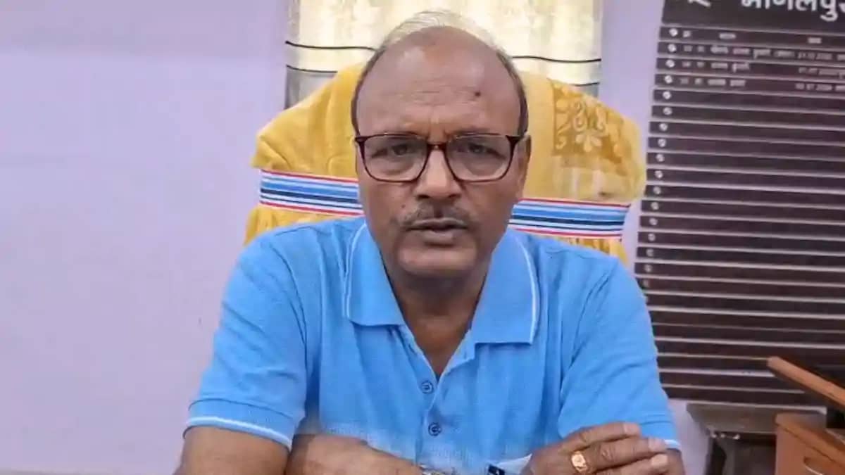 Bhagalpur News : इस्माइलपुर CHC के पूर्व प्रभारी पर गहराया व Bhagalpur News : इस्माइलपुर CHC के पूर्व प्रभारी पर गहराया व