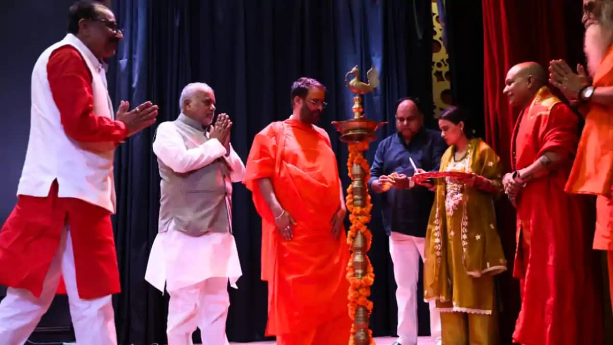 Honour for Talent : दिल्ली में 'नेशनल डिग्निटी अवॉर्ड-2026' Honour for Talent : दिल्ली में 'नेशनल डिग्निटी अवॉर्ड-2026'