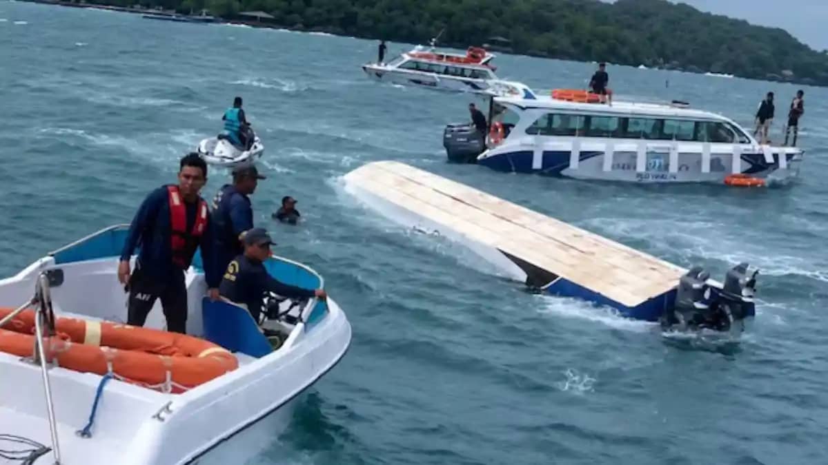 Indian tourists capsizes in Vietnam Indian tourists capsizes in Vietnam