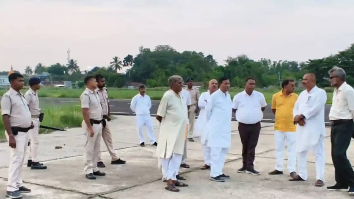 वीरपुर एयरपोर्ट से जल्द शुरू होगी उड़ान सेवा: 20 के बजाय अब वीरपुर एयरपोर्ट से जल्द शुरू होगी उड़ान सेवा: 20 के बजाय अब