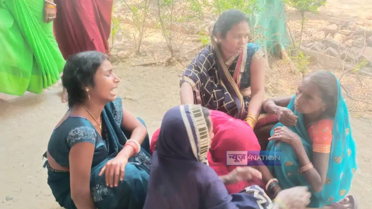 Bihar Accident News : औरंगाबाद में अनियंत्रित ट्रैक्टर ने बा Bihar Accident News : औरंगाबाद में अनियंत्रित ट्रैक्टर ने बा