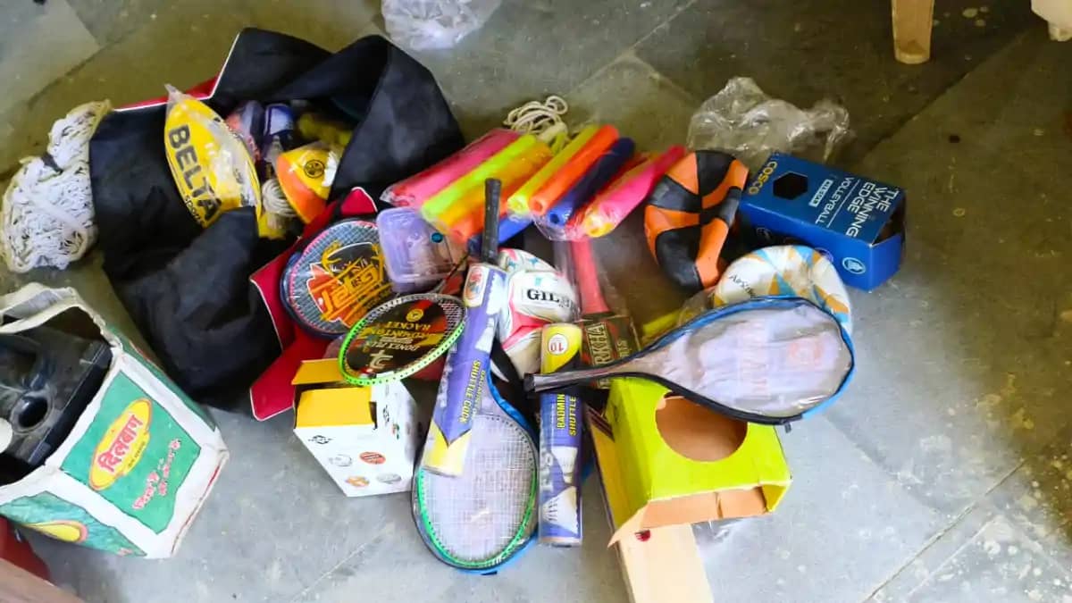 Bihar News : मोतिहारी में बेंच-डेस्क के बाद अब 'खेल सामग्री' Bihar News : मोतिहारी में बेंच-डेस्क के बाद अब 'खेल सामग्री'
