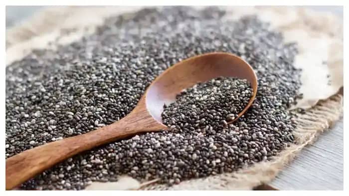 Health Tips: चिया सीड्स को कितने देर के लिए भिगोएं, जानें यह Health Tips: चिया सीड्स को कितने देर के लिए भिगोएं, जानें यह