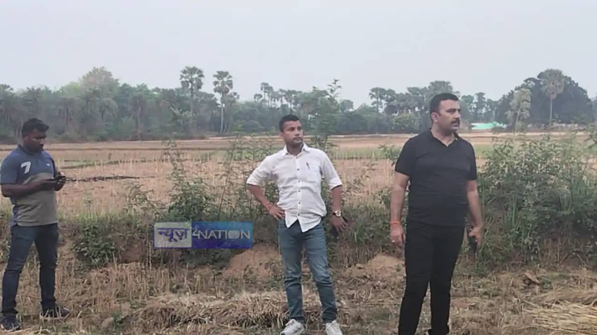 Bihar Crime : बांका में सरकटी लाश का सिर पुलिस ने किया बरामद Bihar Crime : बांका में सरकटी लाश का सिर पुलिस ने किया बरामद