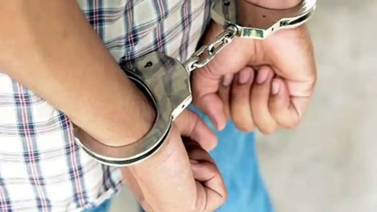 Bihar News : नेता प्रतिपक्ष तेजस्वी यादव ने जिसे बताया था 'द Bihar News : नेता प्रतिपक्ष तेजस्वी यादव ने जिसे बताया था 'द