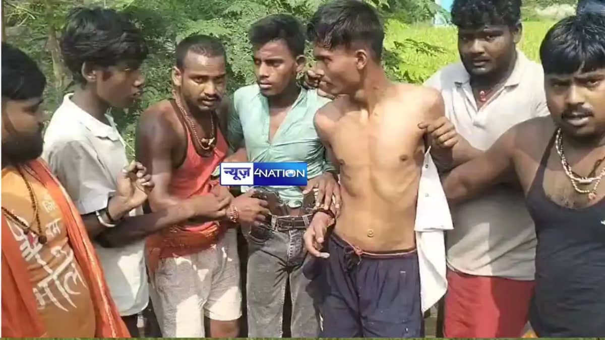 Bihar Crime: बंटवारे के विवाद में हथियार लहराने का वीडियो ह Bihar Crime: बंटवारे के विवाद में हथियार लहराने का वीडियो ह