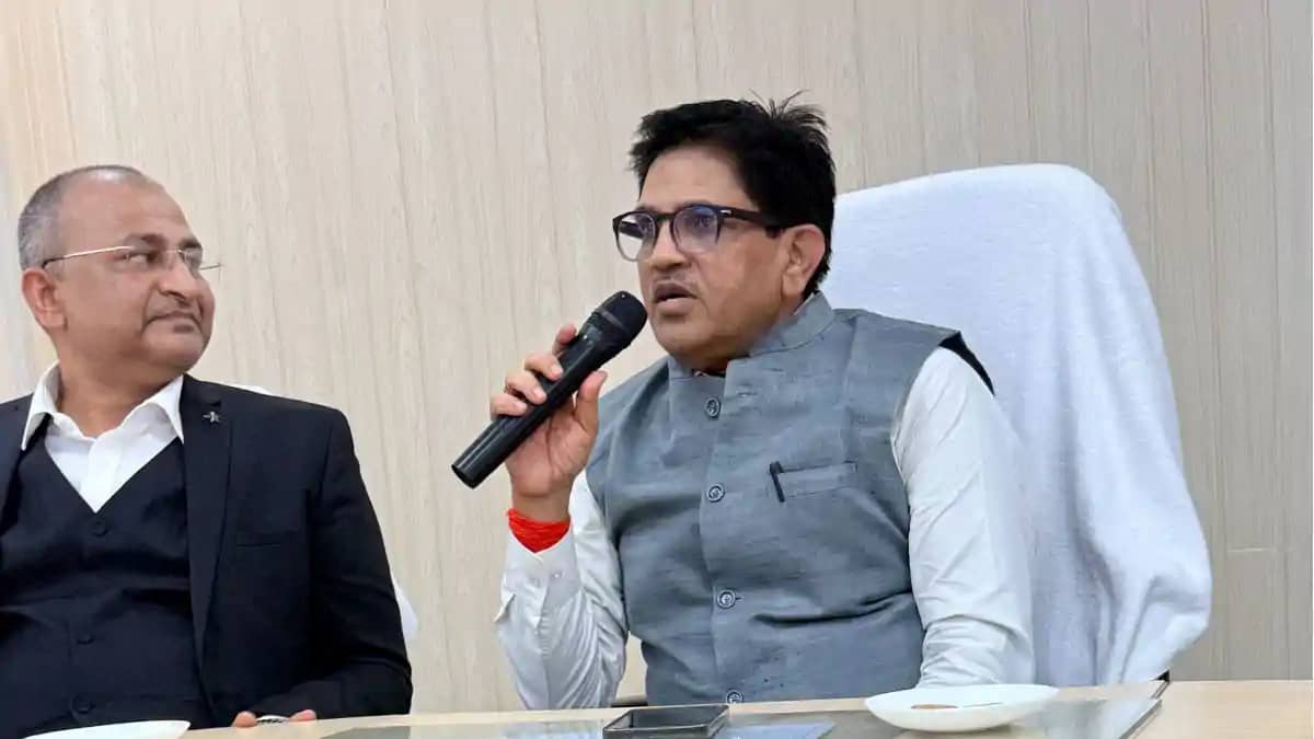 डॉ. राकेश कुमार ने सुपौल में संभाला प्रधान जिला एवं सत्र न्य डॉ. राकेश कुमार ने सुपौल में संभाला प्रधान जिला एवं सत्र न्य