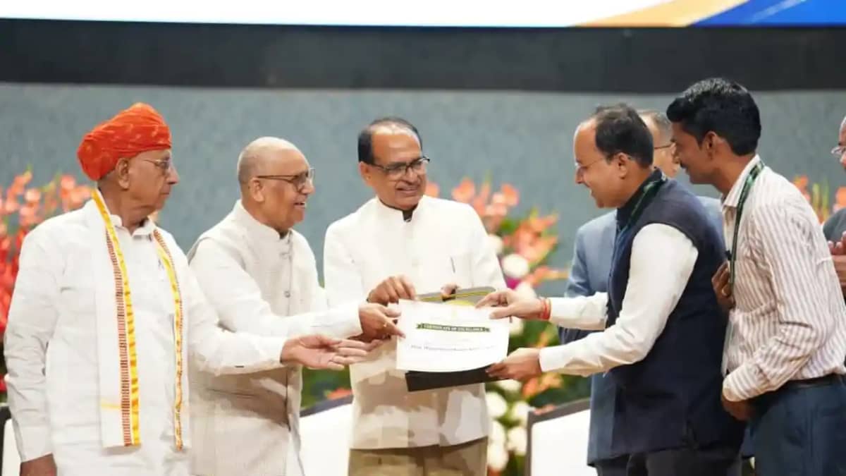 Bihar News : केंद्र की इस योजना में गया जिला देश भर में रहा Bihar News : केंद्र की इस योजना में गया जिला देश भर में रहा
