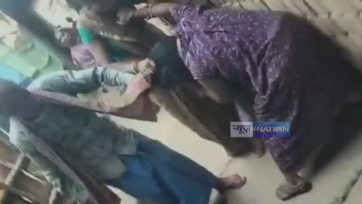 Bihar News : पति को छोड़कर नाबालिग भतीजे से शादी करना महिला क Bihar News : पति को छोड़कर नाबालिग भतीजे से शादी करना महिला क