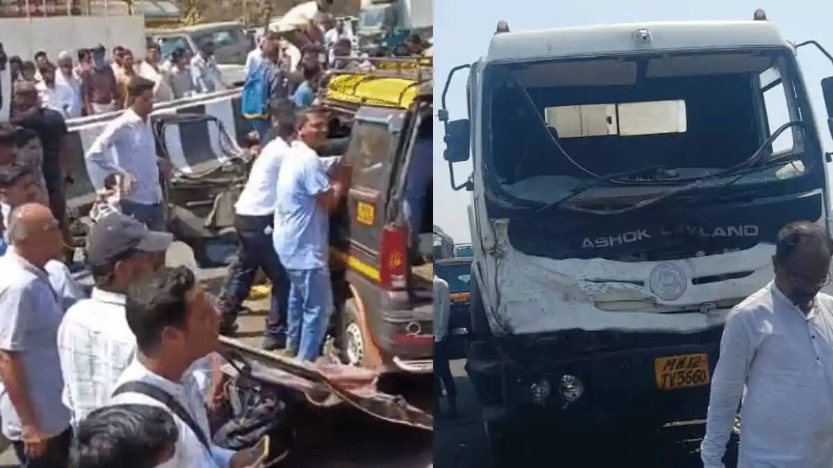 भीषण सड़क हादसा: वैन और सीमेंट मिक्सर की जोरदार टक्कर, 11 लो भीषण सड़क हादसा: वैन और सीमेंट मिक्सर की जोरदार टक्कर, 11 लो