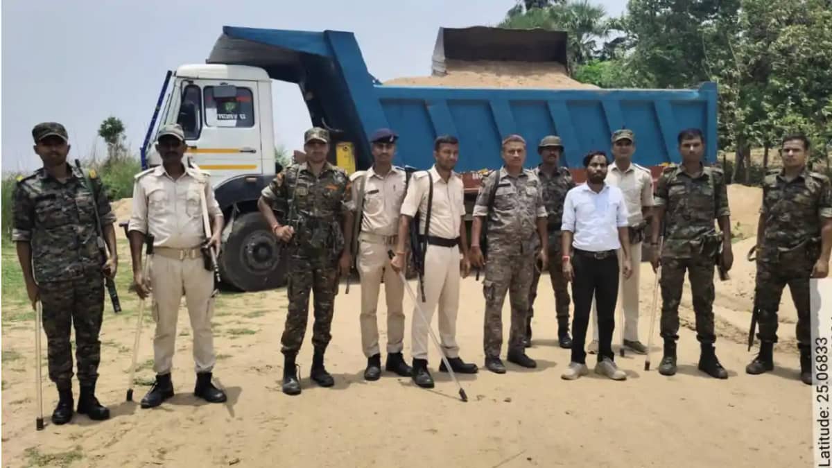 Bihar News : औरंगाबाद में बालू माफिया पर खनन विभाग ने कसा शि Bihar News : औरंगाबाद में बालू माफिया पर खनन विभाग ने कसा शि