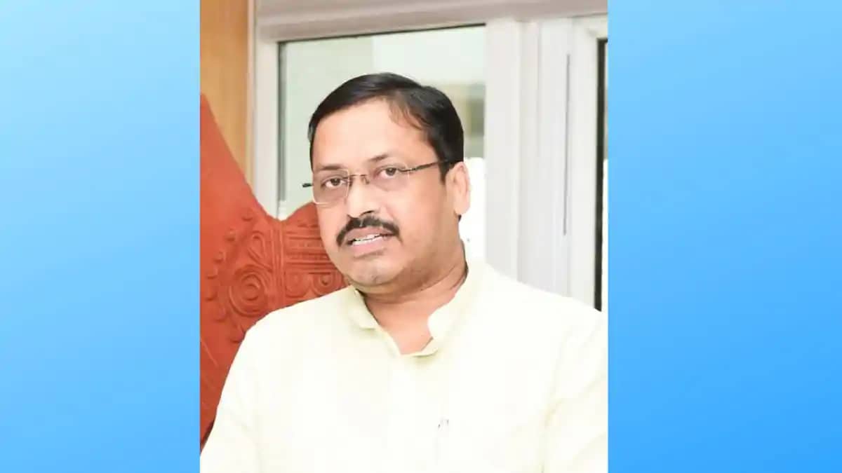 वाल्मीकिनगर में हेली सेवा शुरू होने पर सांसद सुनील कुमार ने वाल्मीकिनगर में हेली सेवा शुरू होने पर सांसद सुनील कुमार ने