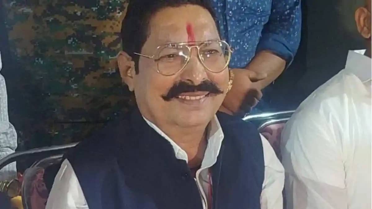 बाहुबली विधायक अनंत सिंह की मुश्किलें बढ़ीं: हथियार वेरिफिके बाहुबली विधायक अनंत सिंह की मुश्किलें बढ़ीं: हथियार वेरिफिके