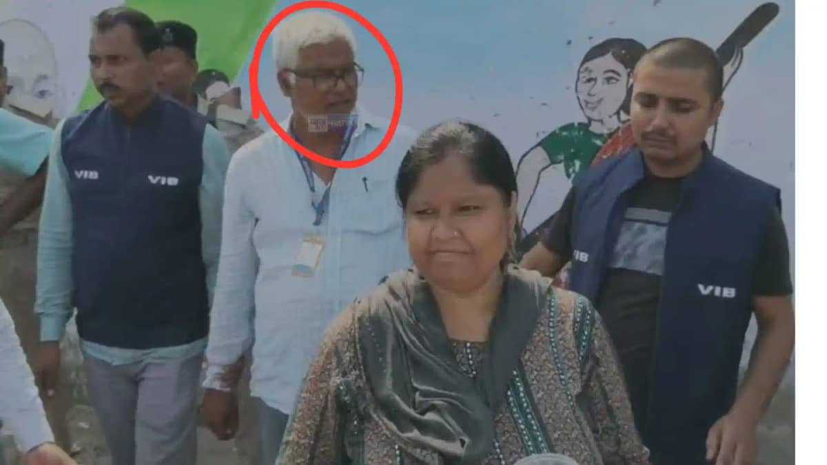 vigilance-department-bihar-arrests-corrupt-employee-sheikhpu vigilance-department-bihar-arrests-corrupt-employee-sheikhpu