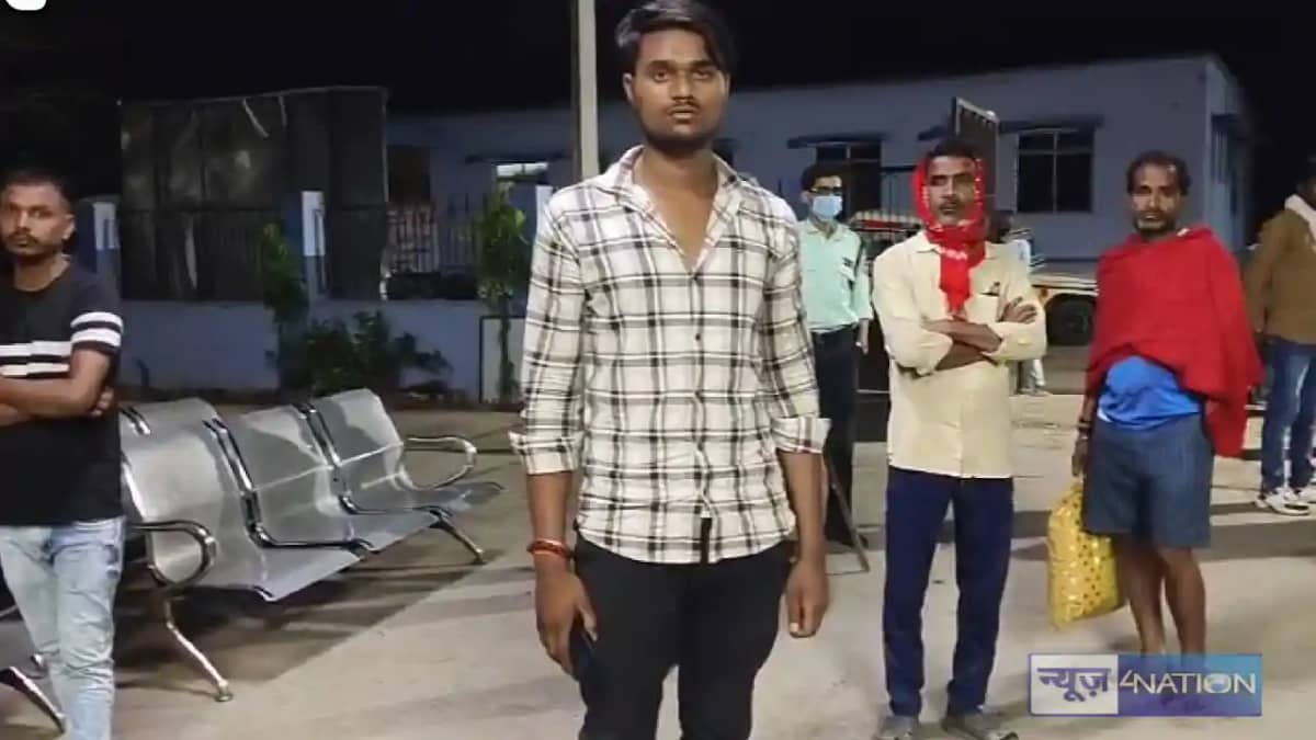 Bihar Accident - बहन के तिलक के दिन सड़क हादसे में दो भाइयों Bihar Accident - बहन के तिलक के दिन सड़क हादसे में दो भाइयों
