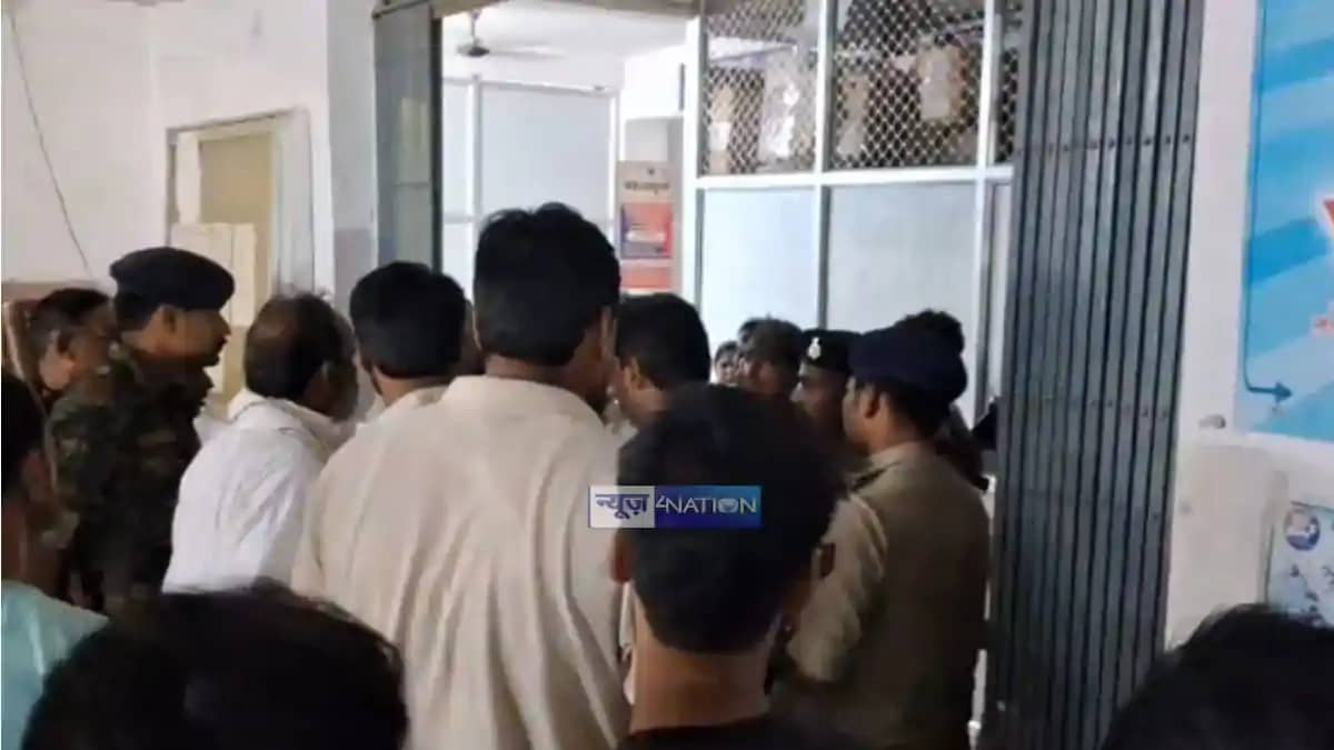 Doctor Attacked at Mohania Hospital After Fatal Road Acciden Doctor Attacked at Mohania Hospital After Fatal Road Acciden