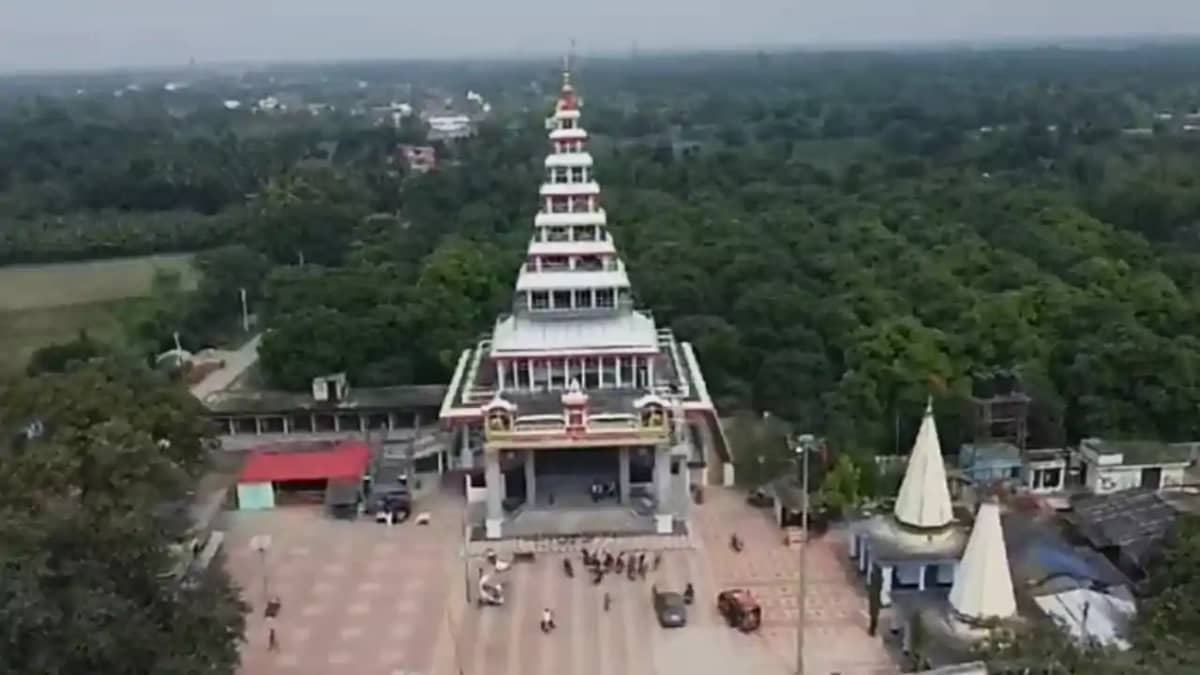 Bihar News : नवगछिया का 423 साल पुराना तेतरी दुर्गा मंदिर, च Bihar News : नवगछिया का 423 साल पुराना तेतरी दुर्गा मंदिर, च