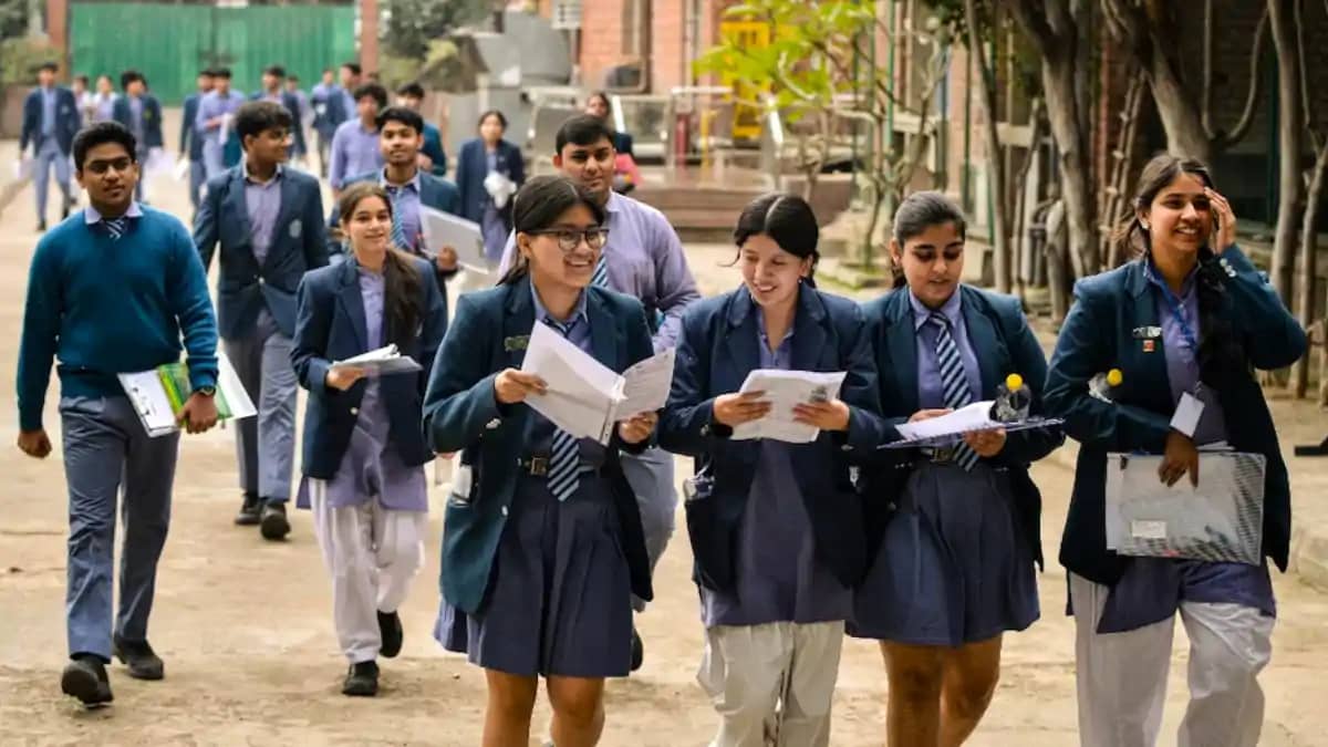 CBSE 10th Result 2026: बिना टॉपर लिस्ट के सीबीएसई ने 10वीं क CBSE 10th Result 2026: बिना टॉपर लिस्ट के सीबीएसई ने 10वीं क
