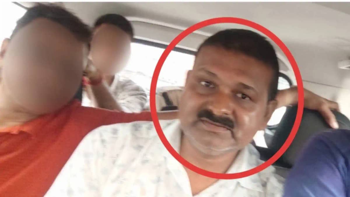 vigilance arrested sakra panchayat rojgar sevak while taking vigilance arrested sakra panchayat rojgar sevak while taking