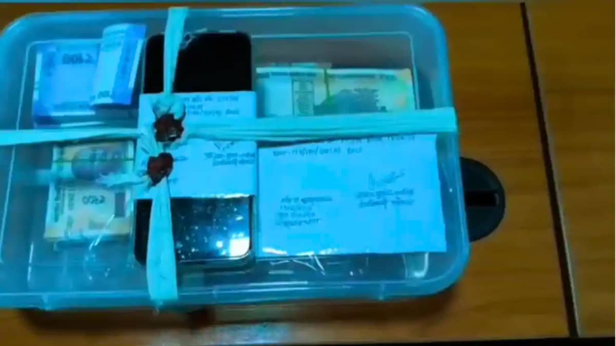 Bihar Crime : बिहार में हज़ारों रूपये के नकली नोट पुलिस ने कि Bihar Crime : बिहार में हज़ारों रूपये के नकली नोट पुलिस ने कि