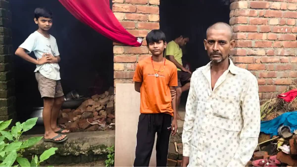 Bihar News : पत्नी की मौत के बाद पति ने निभाया माँ का फर्ज, Bihar News : पत्नी की मौत के बाद पति ने निभाया माँ का फर्ज,