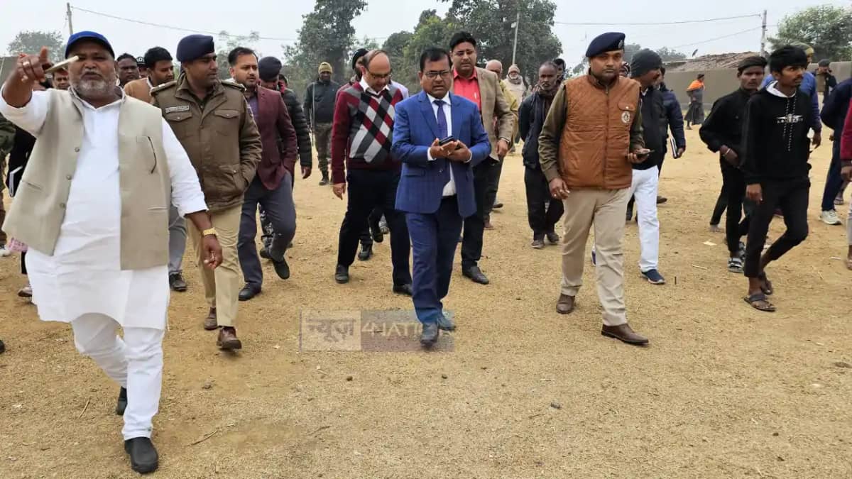 Bihar News : औरंगाबाद डीएम ने सीएम नीतीश की प्रगति यात्रा को Bihar News : औरंगाबाद डीएम ने सीएम नीतीश की प्रगति यात्रा को