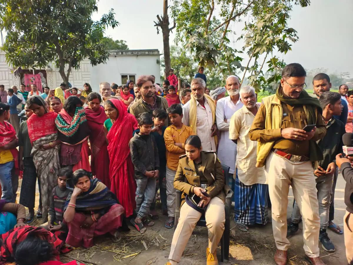 जमीन के लिए खून का प्यासा हुआ छोटा भाई, बड़े भाई को लोहे की जमीन के लिए खून का प्यासा हुआ छोटा भाई, बड़े भाई को लोहे की