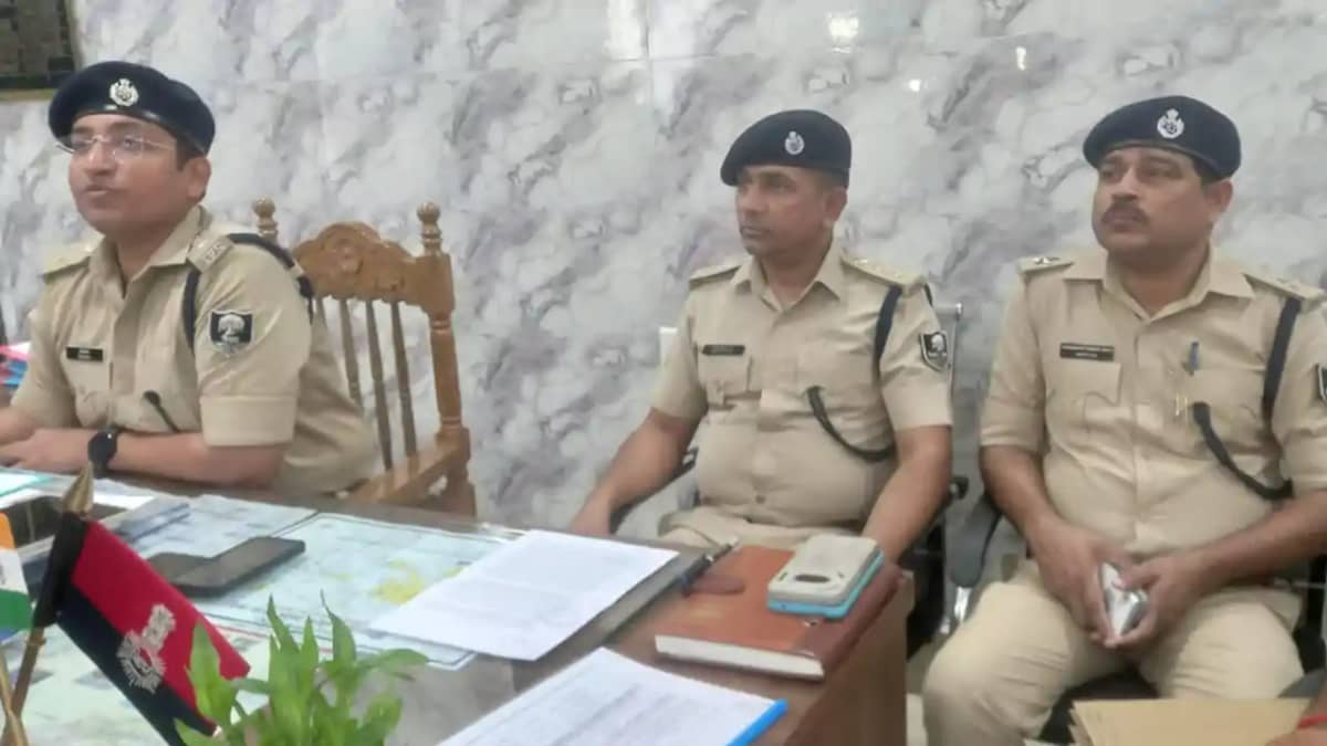 Bihar News : गया पुलिस की बड़ी कार्रवाई, कोंढ़ा गैंग के शाति Bihar News : गया पुलिस की बड़ी कार्रवाई, कोंढ़ा गैंग के शाति