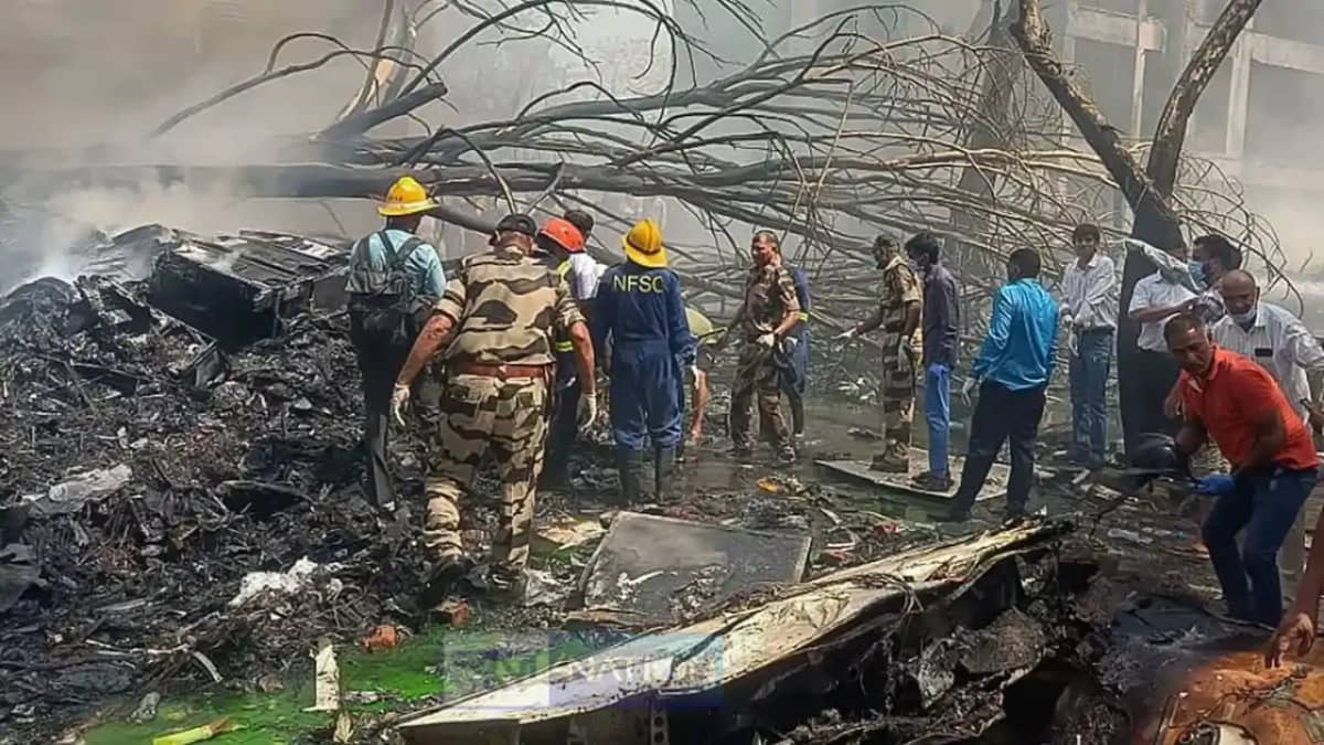 विमान हादसा विमान हादसा