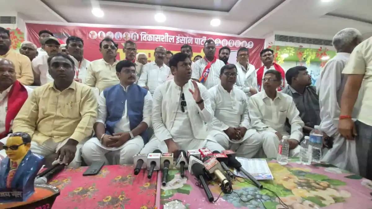 यूपी के अम्बेडकरनगर में बोले मुकेश सहनी : उत्तर प्रदेश में 1 यूपी के अम्बेडकरनगर में बोले मुकेश सहनी : उत्तर प्रदेश में 1