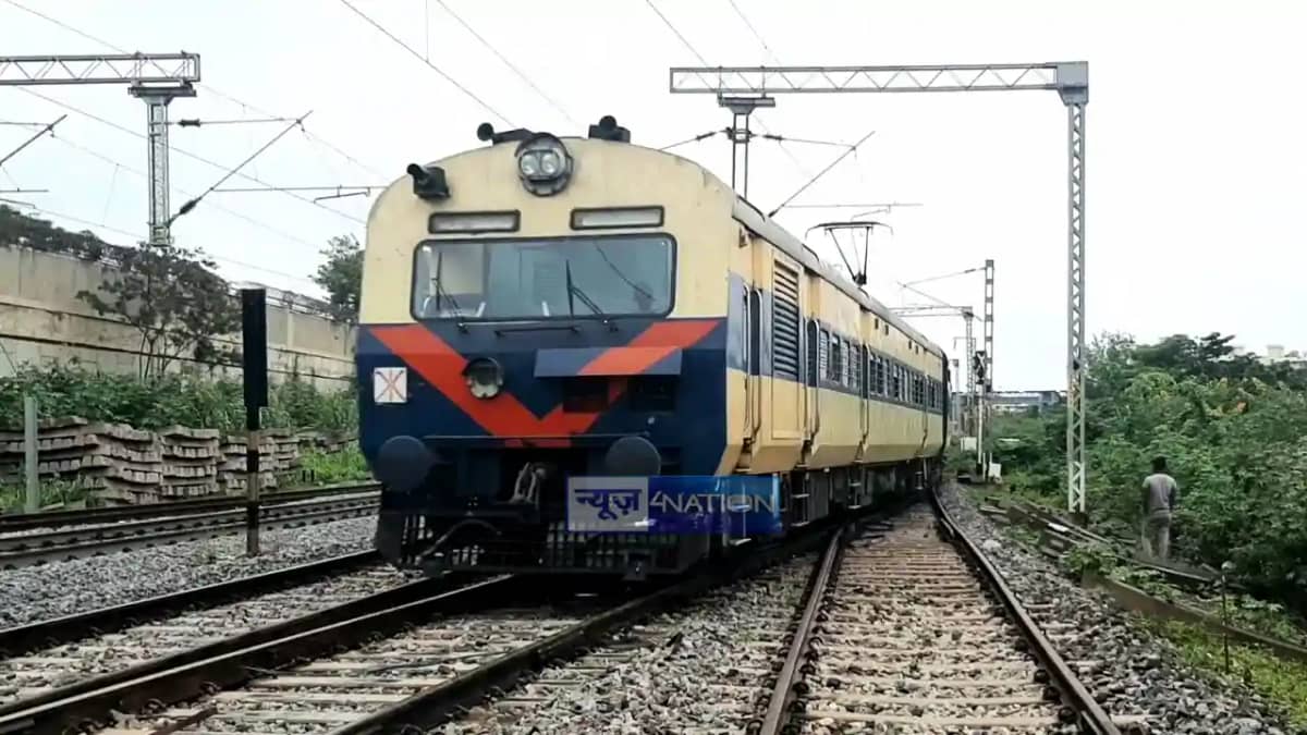 RAILWAY NEWS : खगड़िया अलौली रेलखंड पर जल्द चलेगी पैसेंजर ट् RAILWAY NEWS : खगड़िया अलौली रेलखंड पर जल्द चलेगी पैसेंजर ट्