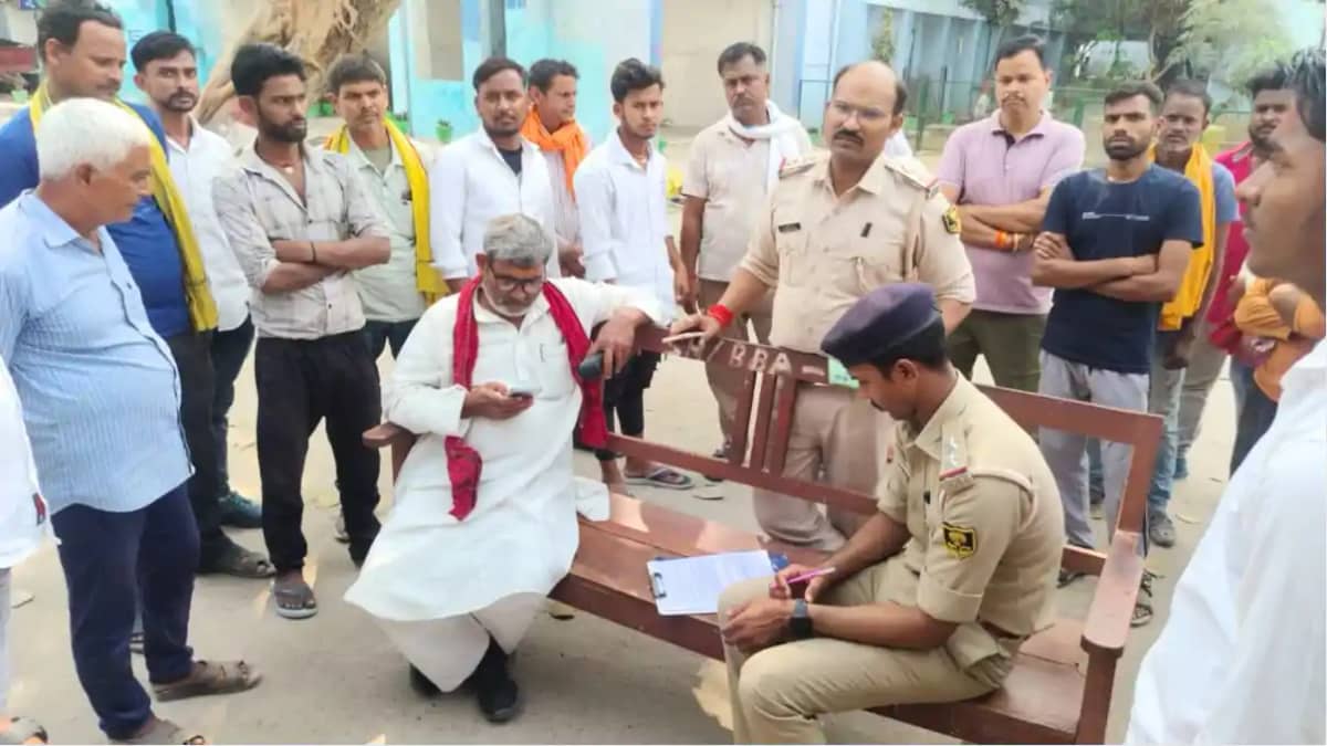 Bihar News : कैमूर में भीषण सड़क हादसा, मुंडेश्वरी धाम से लौ Bihar News : कैमूर में भीषण सड़क हादसा, मुंडेश्वरी धाम से लौ