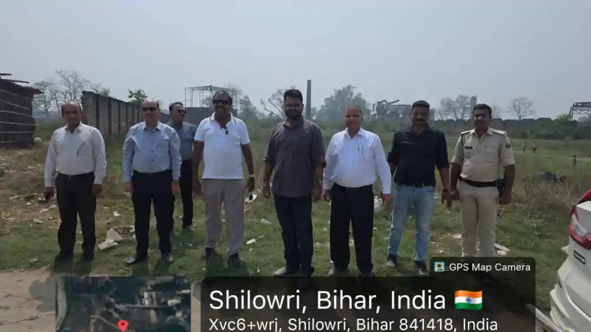 मढ़ौरा चीनी मिल की बरसों पुरानी खामोशी टूटेगी? तमिलनाडु से आ मढ़ौरा चीनी मिल की बरसों पुरानी खामोशी टूटेगी? तमिलनाडु से आ