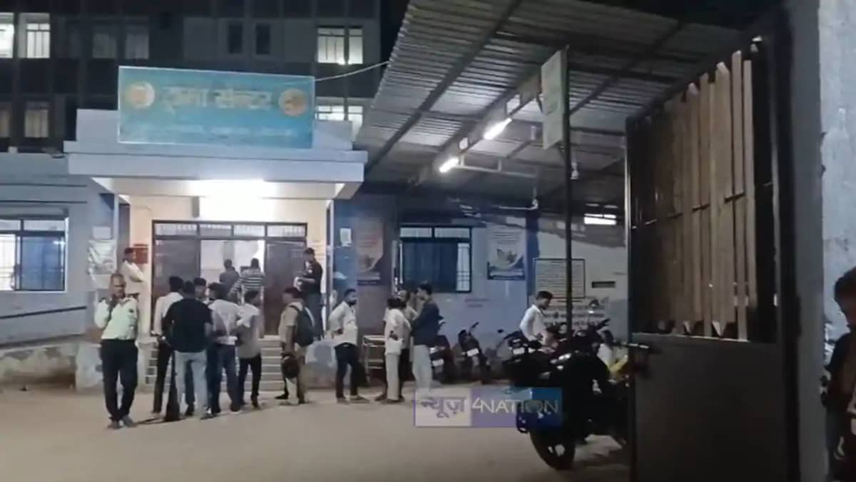 Several Injured After Ride Collapses at Sasaram Fair Several Injured After Ride Collapses at Sasaram Fair