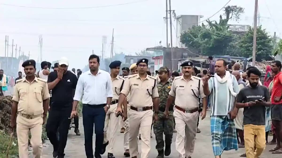 Bihar Crime : सहरसा में नग्न अवस्था में महिला का शव पुलिस ने Bihar Crime : सहरसा में नग्न अवस्था में महिला का शव पुलिस ने