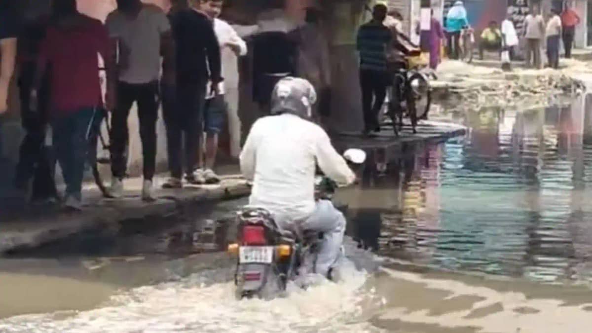 flyover construction delay waterlogging issues flyover construction delay waterlogging issues