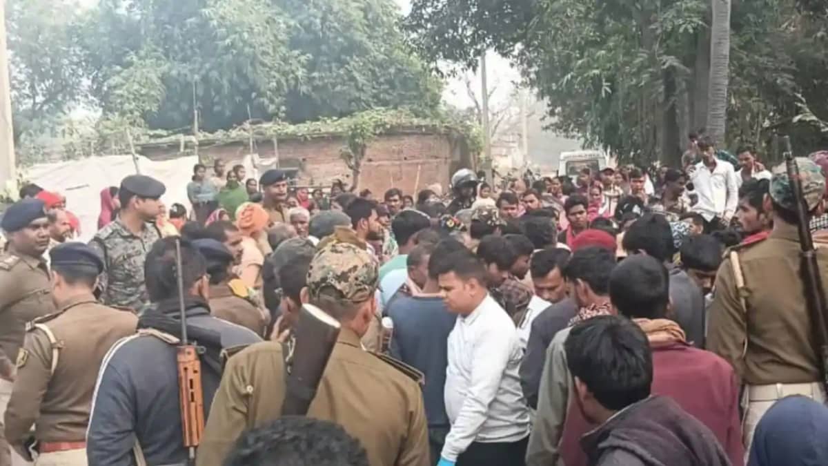 आंगनबाड़ी सहायिका की पीट-पीटकर हत्या, घर से 100 मीटर दूर मि आंगनबाड़ी सहायिका की पीट-पीटकर हत्या, घर से 100 मीटर दूर मि