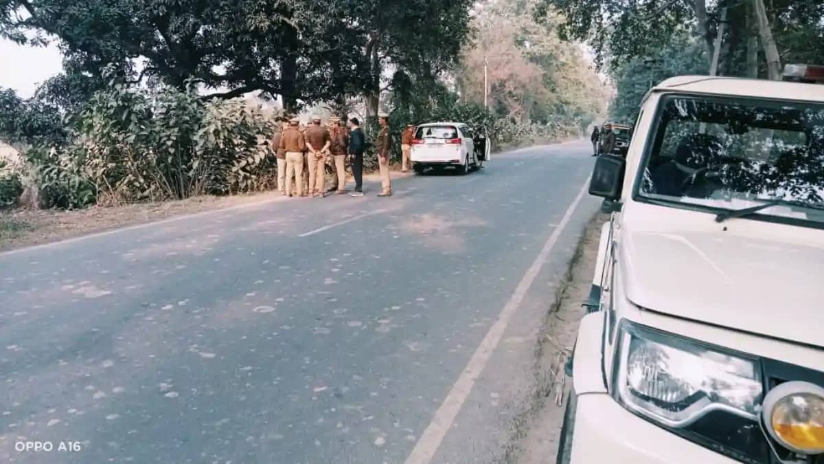 कोचिंग जा रही छात्रा से रेप, सोती रही पुलिस! एसपी ने एसएचओ औ कोचिंग जा रही छात्रा से रेप, सोती रही पुलिस! एसपी ने एसएचओ औ